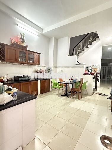 Cho thuê nhà nguyên căn đường số 81, p.Tân Hưng, quận 7