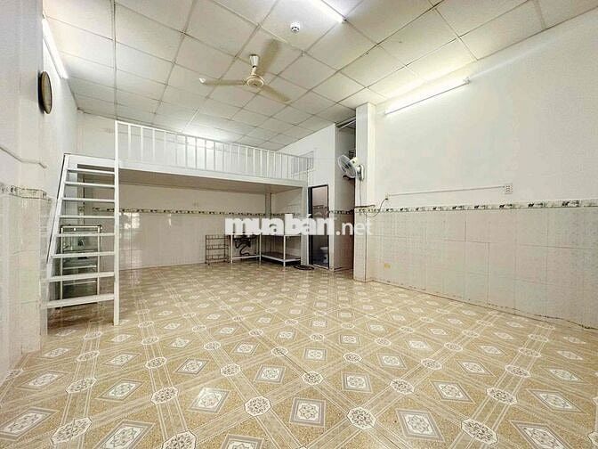 Cho thuê phòng trọ nhận 4 người rộng 50m2 ngay ĐH Hutech - Hồng Bàng