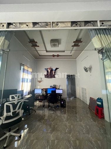 Bán nhà riêng 2 tầng 169,5m² hẻm 3 Hùng Vương, Buôn Hồ, sổ hồng