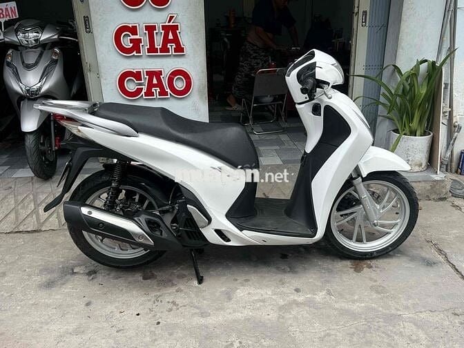 Sh 125 2016 xe đẹp máy zin êm đúng chủ chỉ 37tr