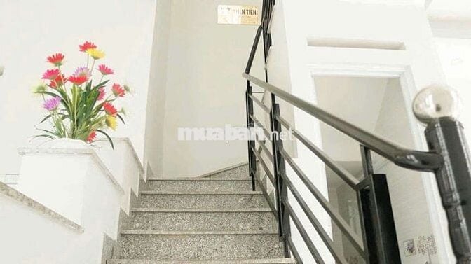 NHÀ GẦN NGÃ TƯ THỦ ĐỨC, HẺM TẢI ĐƯỜNG LÊ VĂN CHÍ. 2TẦNG 2PN 4WC