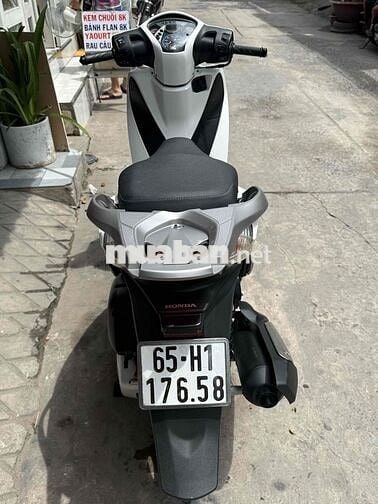 Sh 125 2016 xe đẹp máy zin êm đúng chủ chỉ 37tr