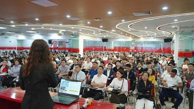 Tuyển Nhân Viên Kinh Doanh TP.HCM | Không Yêu Cầu Kinh Nghiệm