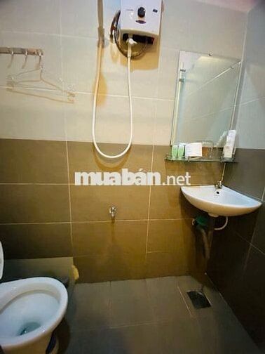 Phòng trọ Quận 1 - Gần ga metro Bến Thành