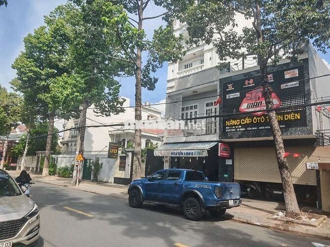 Bán nhà mặt tiền 10.5 mét trung tâm thành phố Biên Hoà Đồng Nai 