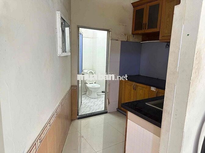 Bán nhà hẻm 6m. 3 tầng. sân thượng. 40m2. sàn 120. chỉ 3.65tỷ