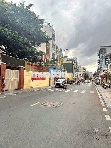 🏢 MẶT TIỀN TRẦN ĐÌNH XU , QUẬN 1 - 4,2X20m - 5 TẦNG - 65 TRIỆU