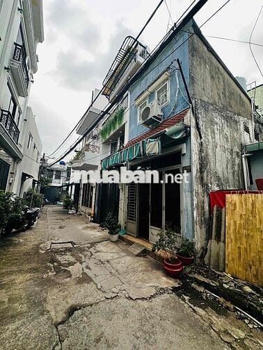 Bán Nhà sát Cityland. p17. Lê Đức Thọ. chỉ 2.35 tỷ.