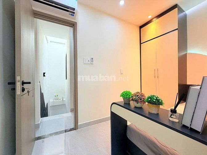 Bán nhà mới đẹp Full Nội Thất. Lê Đại Hành, Q11 