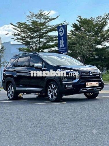 Mitsubishi Xpander Cross 2024 Đen 17.500 km