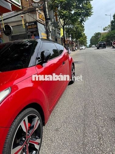 Hyundai Veloster Đỏ