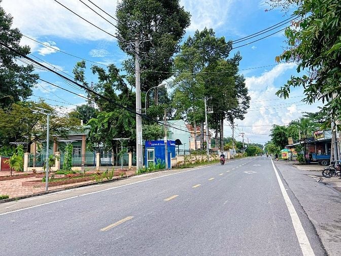 Chủ ngộp cần bán lô đất thổ cư 100m2 sát bên đường Bà Thiên