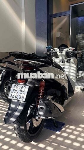 Honda SH 350i đời đầu máy Thái, đi kĩ cực ít đi