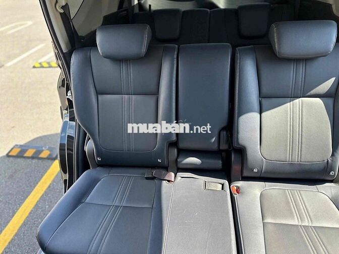 Mitsubishi Xpander Cross 2024 Đen 17.500 km