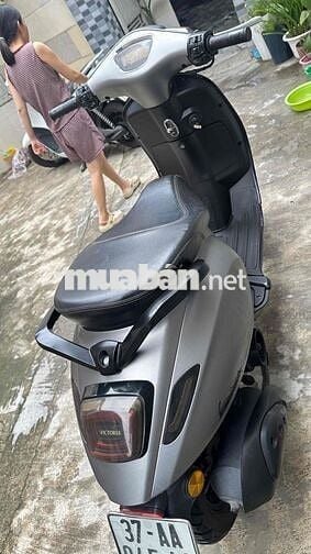 Xe máy Vespa 50cc Victoria Xám