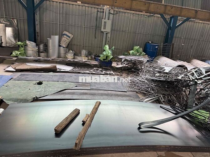 TUYỂN 10 NAM LĐPT LẮP BẢN LỀ OTO VĨNH PHÚ 26