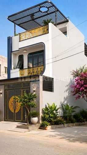 Bán nhà 2 lầu đường Lê Thị Tám, đối diện trường tiểu học Lê Lợi