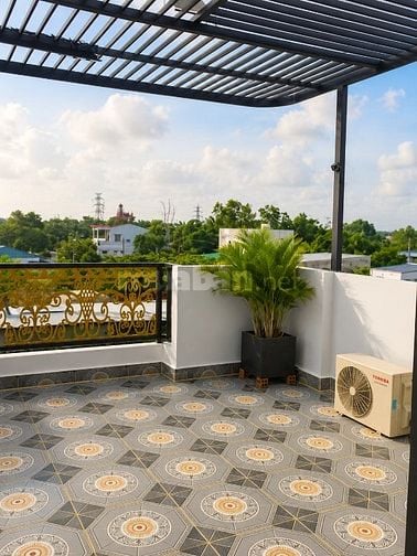 Bán nhà 2 lầu đường Lê Thị Tám, đối diện trường tiểu học Lê Lợi