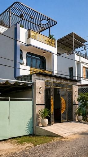 Bán nhà 2 lầu đường Lê Thị Tám, đối diện trường tiểu học Lê Lợi