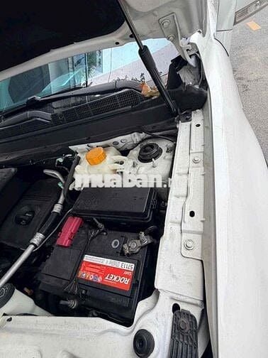 Chevrolet Captiva 2015 Trắng 60000 km