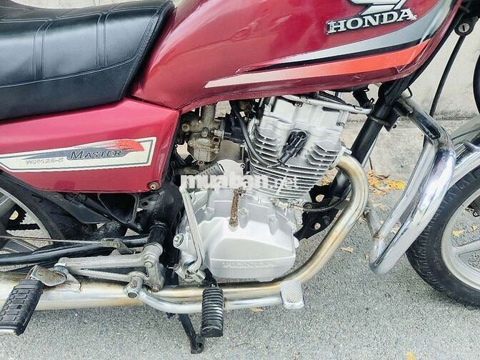 Honda Master 125 côn tay màu Đỏ