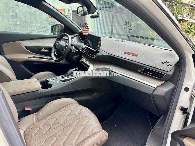 Peugeot 5008 GT 1.6 AT 2025 Trắng siêu lướt