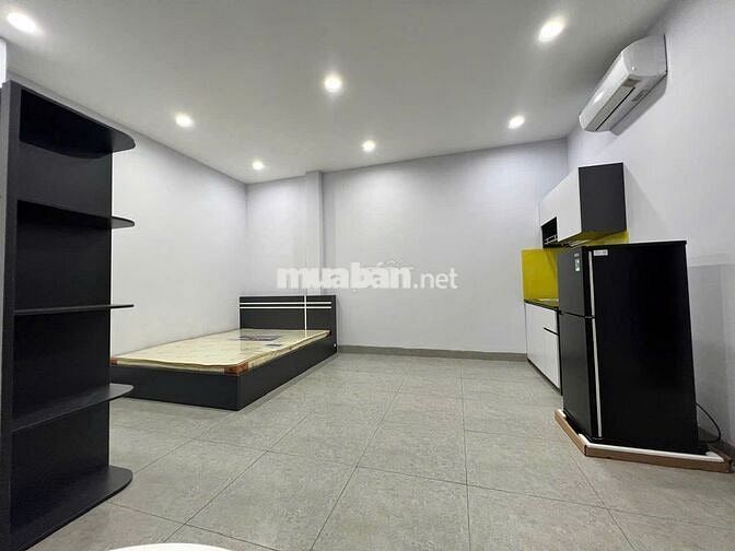35m²Studio Ban công rộng thoáng-Full nội thất-Gần Văn Lang Công Nghiệp