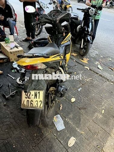 Honda Winner X Vàng đen Lọt dên