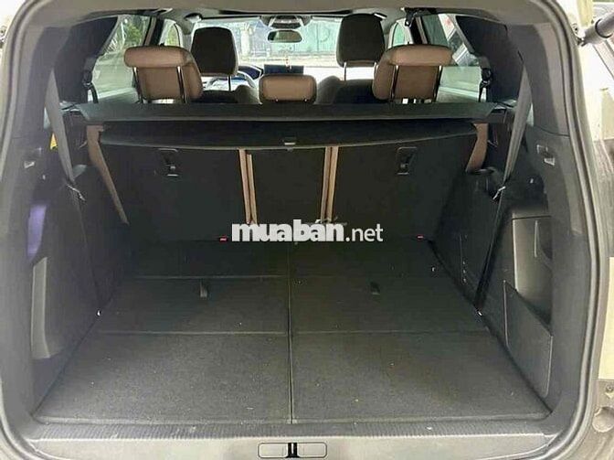 Peugeot 5008 GT 1.6 AT 2025 Trắng siêu lướt