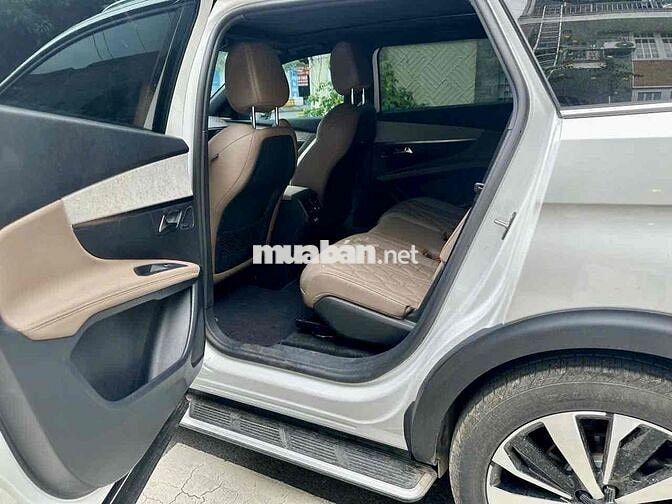 Peugeot 5008 GT 1.6 AT 2025 Trắng siêu lướt