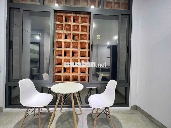 35m²Studio Ban công rộng thoáng-Full nội thất-Gần Văn Lang Công Nghiệp