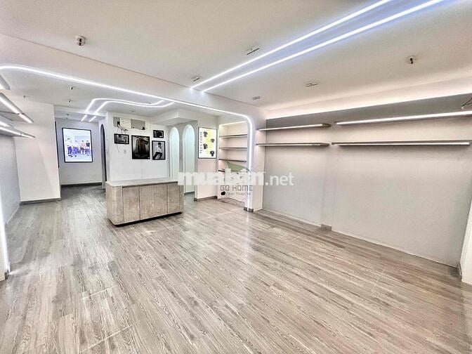 CHO THUÊ NHÀ Ở KINH DOANH 4 TẦNG GẦN NGÃ TƯ KHU TRUNG TÂM THÀNH PHỐ