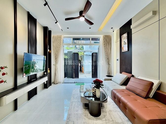 💥LÊN SÓNG SIÊU PHẨM NHÀ PHỐ XÂY MỚI 3 TẦNG 💥 💫Giá bán : 8.79 tỷ