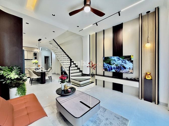 💥LÊN SÓNG SIÊU PHẨM NHÀ PHỐ XÂY MỚI 3 TẦNG 💥 💫Giá bán : 8.79 tỷ