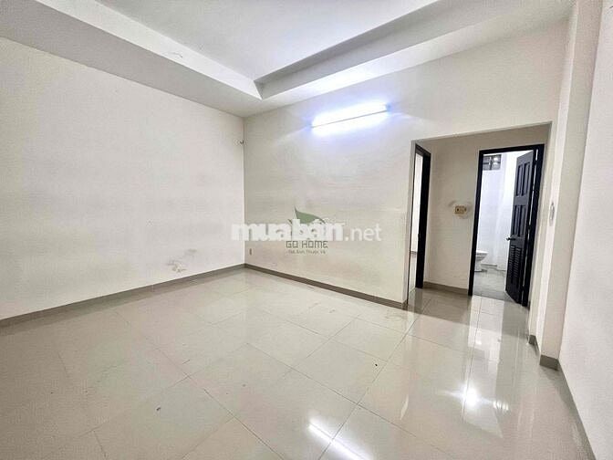 CHO THUÊ NHÀ Ở KINH DOANH 4 TẦNG GẦN NGÃ TƯ KHU TRUNG TÂM THÀNH PHỐ