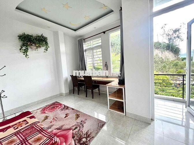 CHO THUÊ NHÀ ĐẸP 2 PHÒNG NGỦ FULL NỘI THẤT KHU HÒN RỚ
