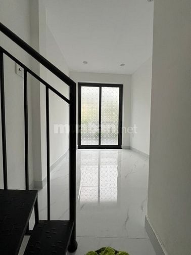 CHO THUÊ NHÀ MẶT TIỀN KINH DOANH MỚI ĐẸP - ĐƯỜNG PHẠM VIẾT CHÁNH, Q1