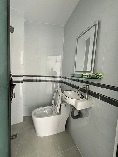 CHO THUÊ NHÀ MẶT TIỀN KINH DOANH MỚI ĐẸP - ĐƯỜNG PHẠM VIẾT CHÁNH, Q1
