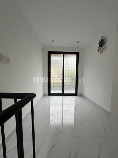 CHO THUÊ NHÀ MẶT TIỀN KINH DOANH MỚI ĐẸP - ĐƯỜNG PHẠM VIẾT CHÁNH, Q1