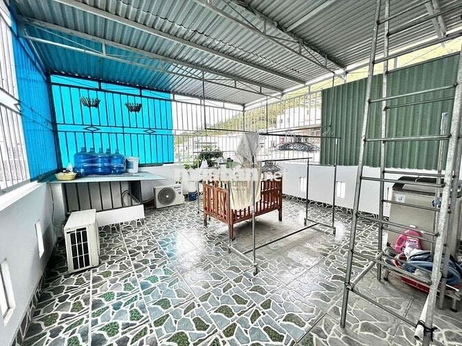 CHO THUÊ NHÀ ĐẸP 2 PHÒNG NGỦ FULL NỘI THẤT KHU HÒN RỚ