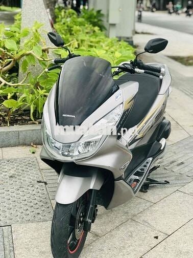 Honda PCX 2015 đèn leb . Xe siêu ngon . 9 chủ