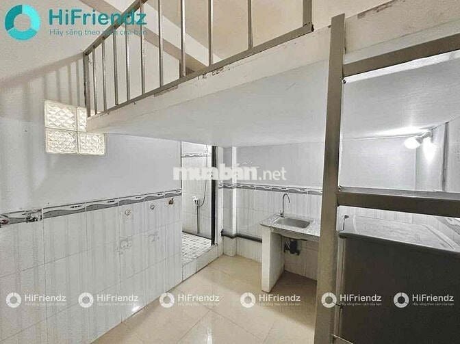 Phòng gác đứng, Sẵn máy lạnh - gần Lũy Bán Bích, Âu Cơ