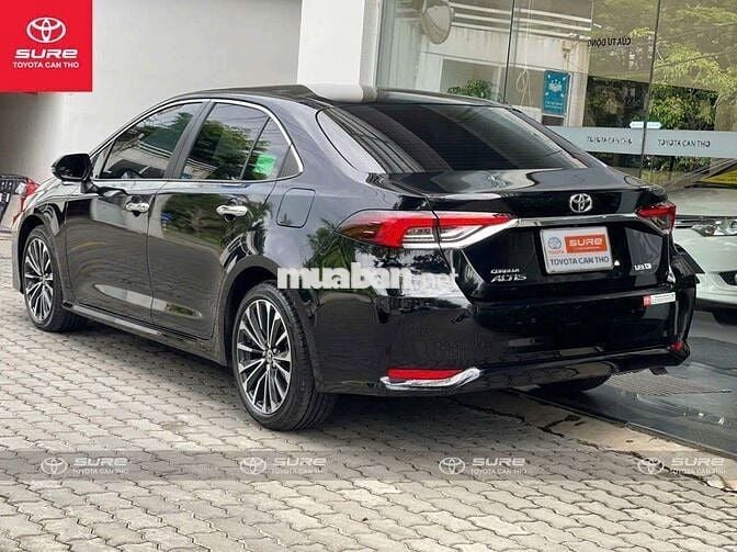 COROLLA ALTIS 1.8V (CVT) 2023 CHÍNH HÃNG