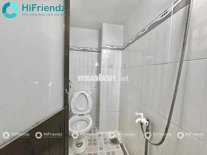 Phòng gác đứng, Sẵn máy lạnh - gần Lũy Bán Bích, Âu Cơ