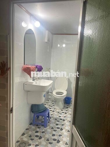 chung cư lầu 2 bàu cát 7, 2 pn 1 vs, nhà đẹp