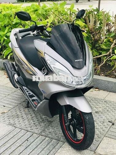 Honda PCX 2015 đèn leb . Xe siêu ngon . 9 chủ