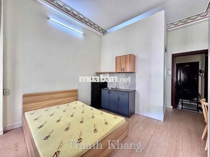 Cho Thuê Căn Hộ Ban Công Full NT Rộng 27m2 Gần ĐH Kinh Tế UeH Q10