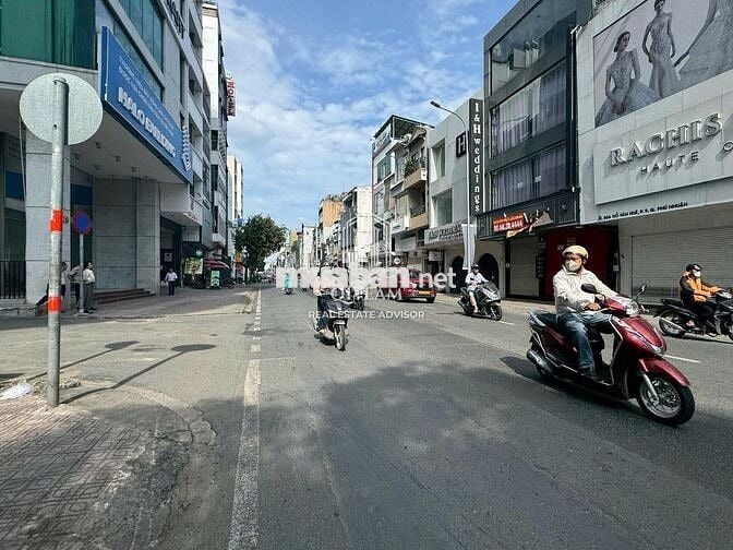 MẶT TIỀN HỒ VĂN HUÊ , PHÚ NHUẬN - 10x10m - 4 TẦNG - 45 TRIỆU