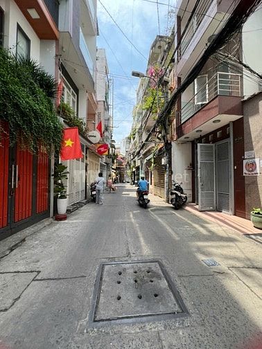 Bán nhà mới đẹp Hẻm Xe Hơi V.I.P - 489 Huỳnh Văn Bánh, P13, Phú Nhuận