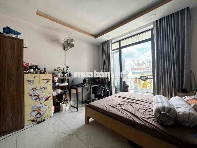 Căn studio ban công full nội thất thang máy Bình Thạnh